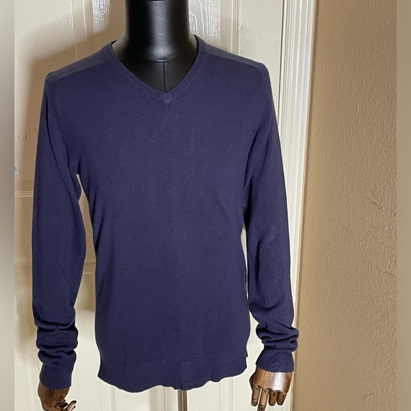 john lewis Other - John Lewis Men's Acrylic V-Neck Sweater, Navy, Made in the USA, Medium